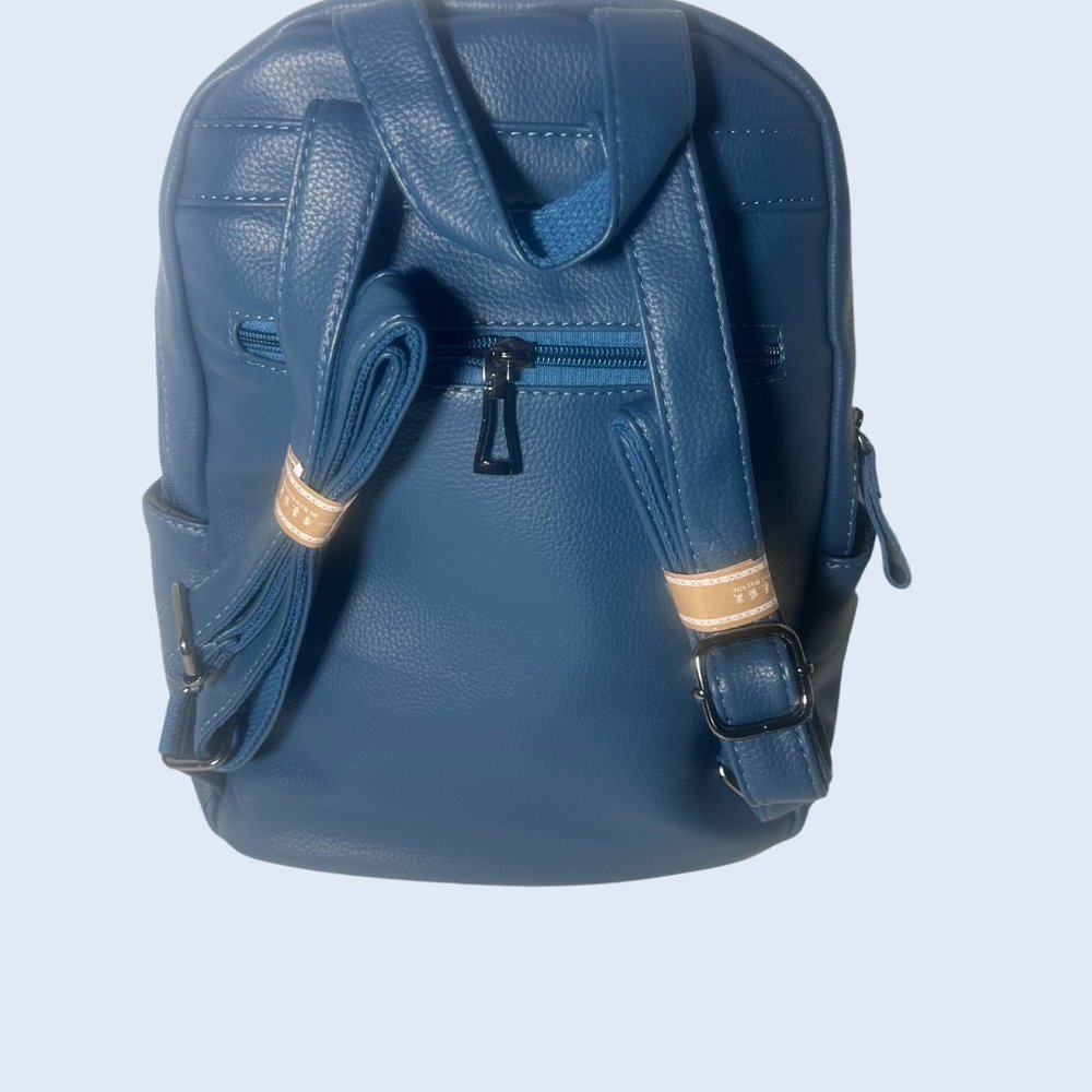 Multi Pockets Large Backpack Brand New - image 2